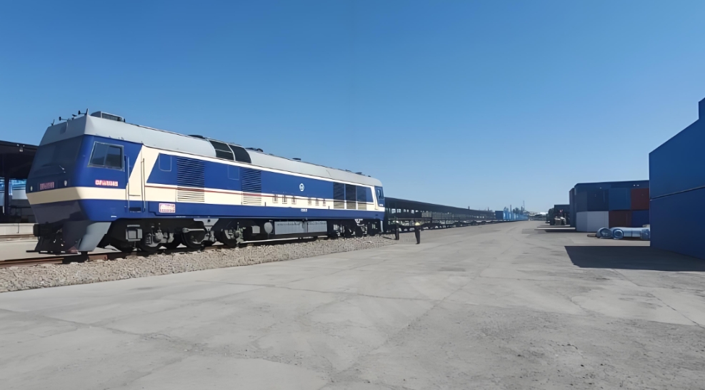 新疆伊寧班列首發！工業絲路鋪就國際貿易新坦途