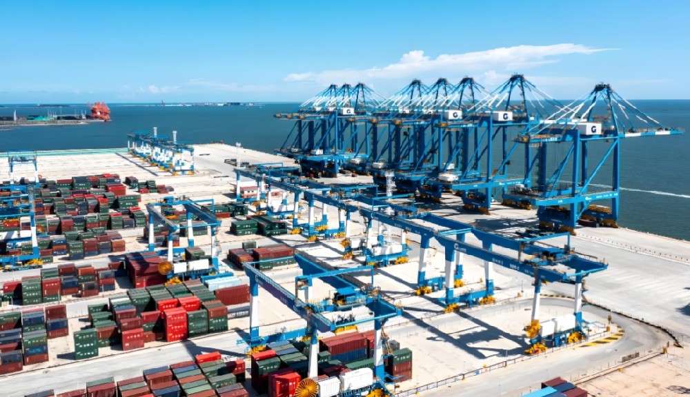 工業(yè)絲路賦能國際貿(mào)易，西部陸海新通道鐵海聯(lián)運(yùn)貨物量激增