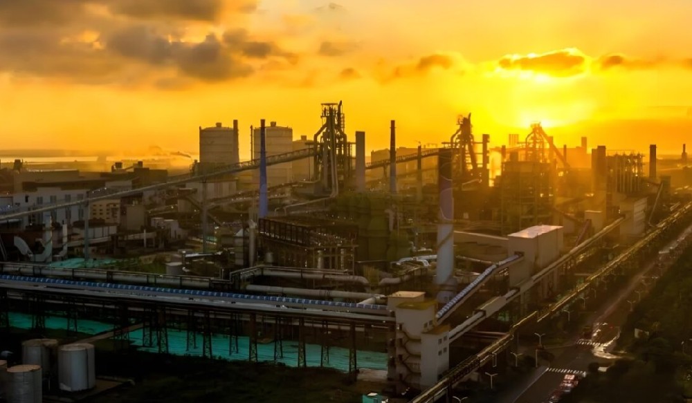 1.8億噸吞吐量密碼：工業(yè)絲路助推港口外貿(mào)雙輪驅(qū)動