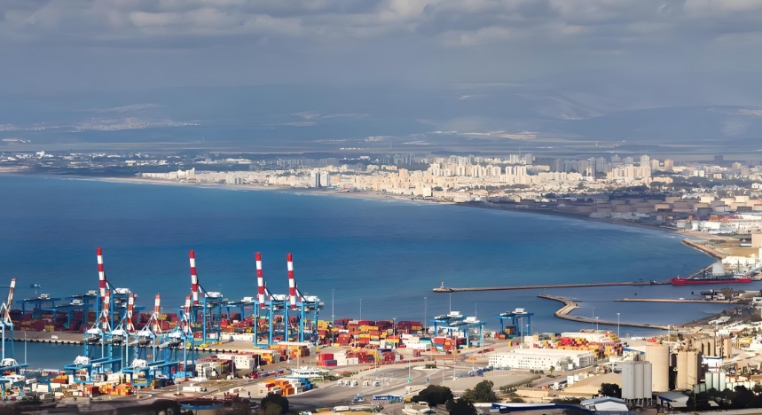 特朗普關(guān)稅攪局，歐盟制裁升級(jí)，工業(yè)絲路護(hù)航機(jī)電出口