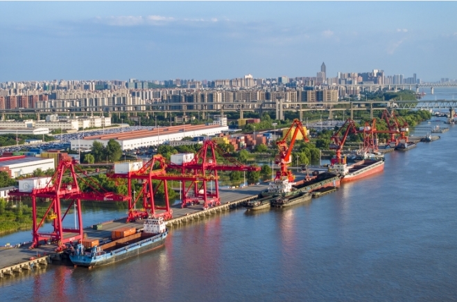 美國零售衰退，歐盟電池新規來襲！工業絲路助力外貿企業破局